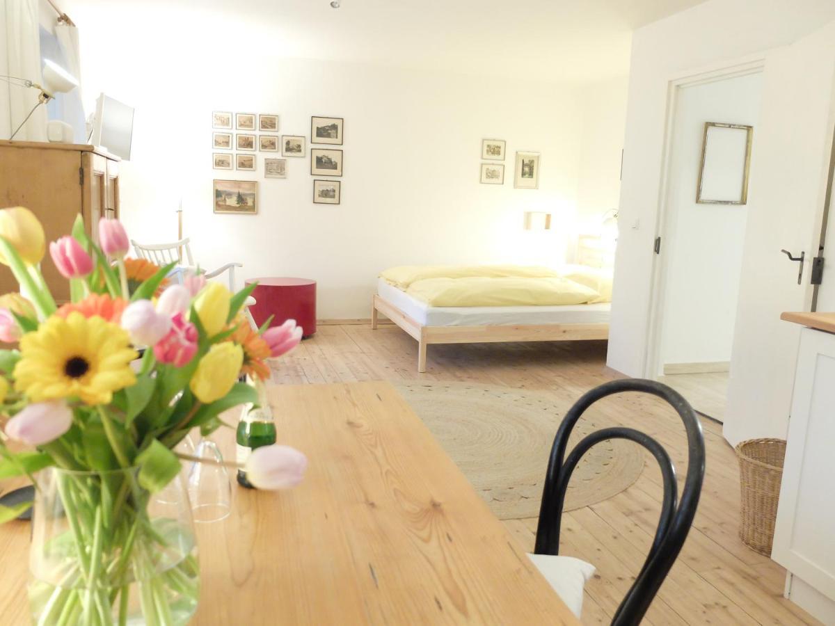 Апартаменты Gartenstudio-apartment Tausendfreund - Adults Only - Am Chiemsee Брайтбрунн-ам-Кимзе